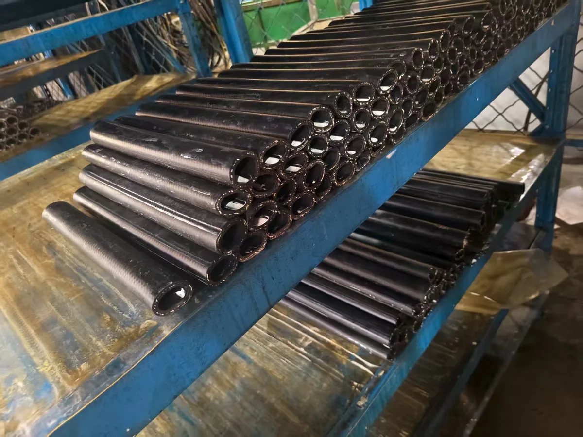 Intake and air inlet hose